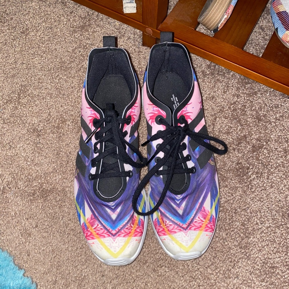 Adidas Shoes - Picture 2 of 5